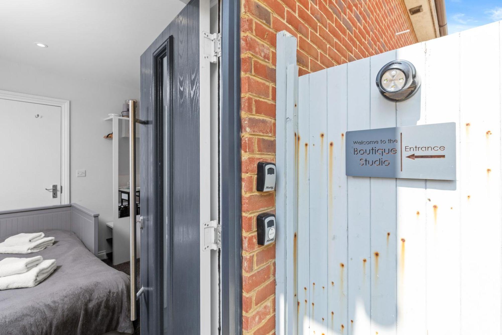 Rottingdean Boutique Studio Apartment By The Sea Hove Buitenkant foto